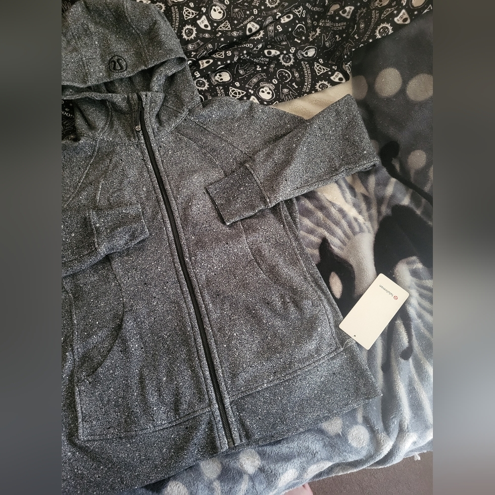 Lululemon scuba hoodie rare speckled black, size 14. NWT. - Picture 12 of 12